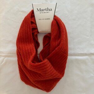 NWT Martha Stewart 100% cashmere infinity loop, orange red